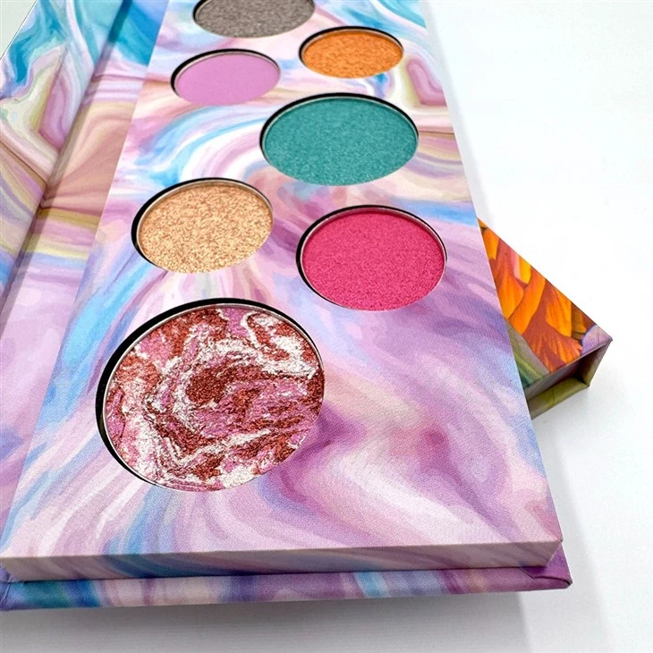 9 Colors Eyeshadow Shimmery Metallic Matte