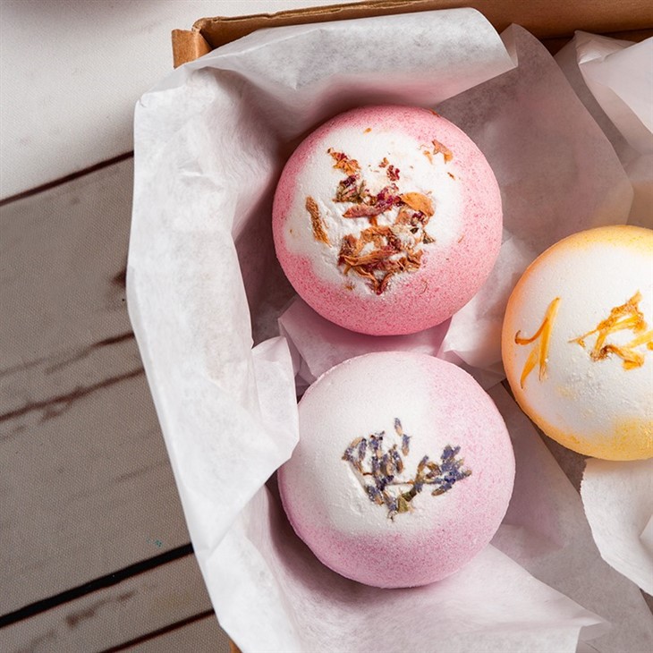 Globular Bath Bomb