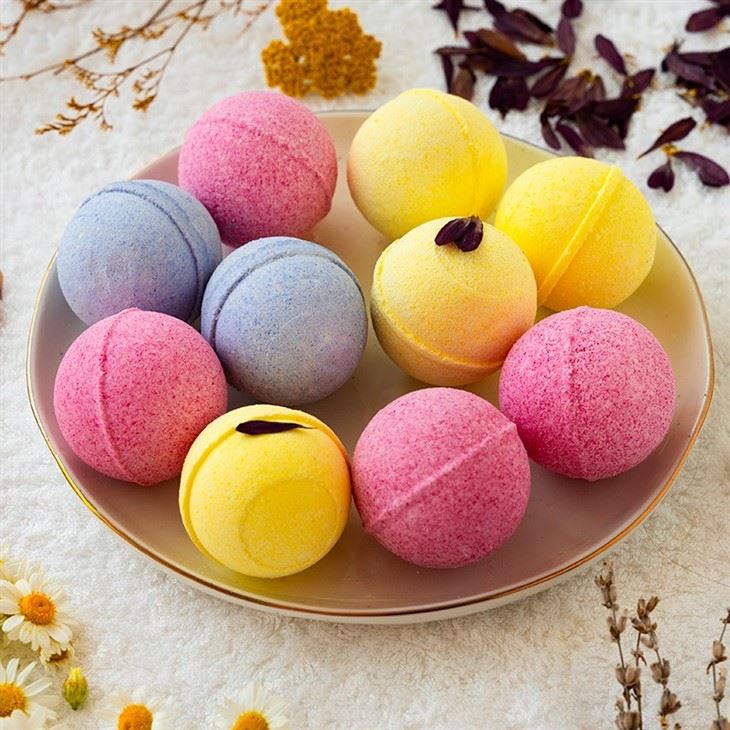 Globular Colorful Bath Bomb
